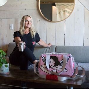 Meet your Posher, Ally